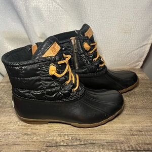 Sperry Black and Tan Lace Up Boots
